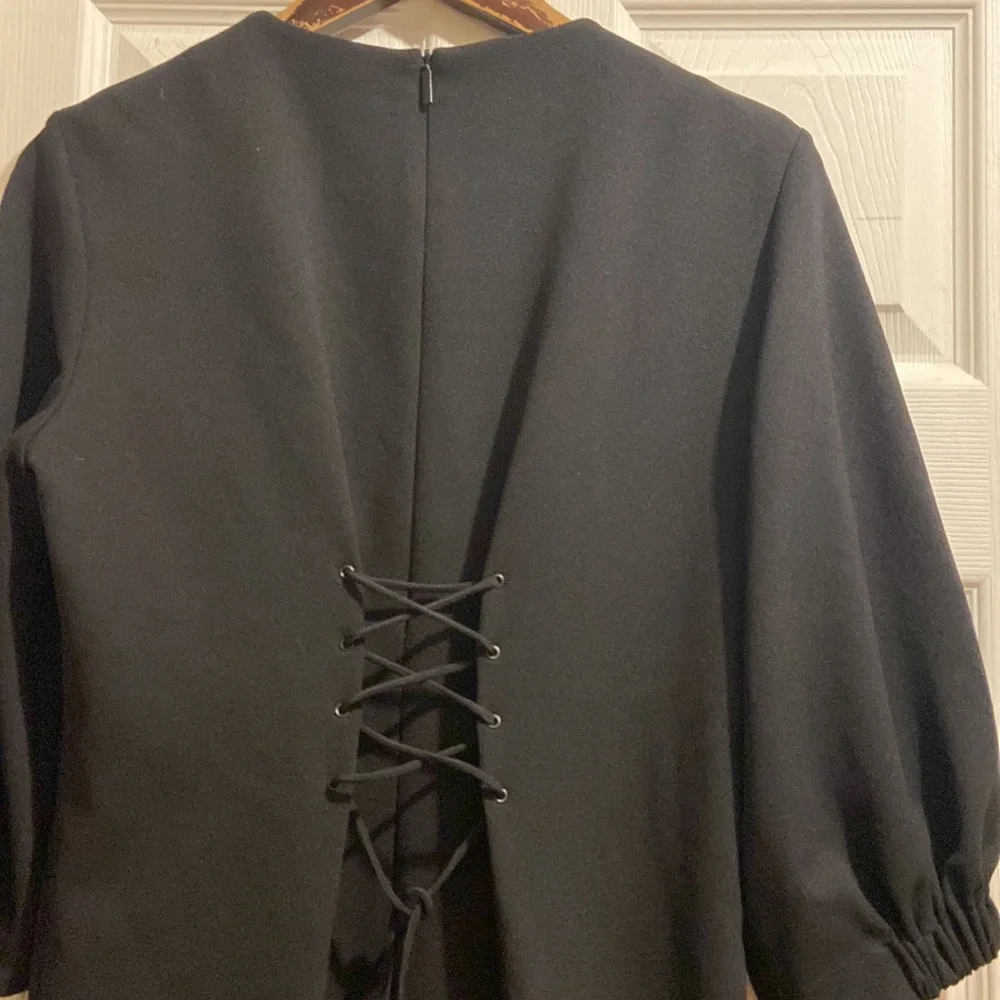 Tibi - Picture 5 of 13